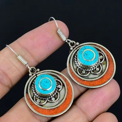 Orecchino nepalese tibetano in argento sterling 925 fatto a mano corallo... - Immagine 1 di 4