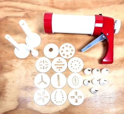 Prensa de Galletas Completa con 21 Piezas Accesorios Pastelería Diseño Francés Foto 1 de 4