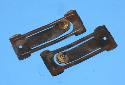 1977 1978 1979 Lincoln Mark V OEM Quarter Panel Moulding Retainers - 2pcs. - Image 1 of 2