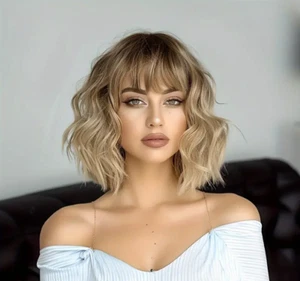 Peruka włosy ciemny blond pasemka włosy falowane z grzywką - Zdjęcie 1 z 1