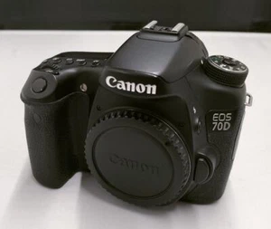 Canon EOS 70D DSLR Camera with EF-S 18-55mm IS Lens (2 LENSES) 1894C002 - Picture 1 of 8