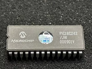 Microchip PIC18C242/JW Mikrocontroller - Bild 1 von 1