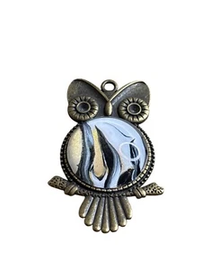 Retro Boho Bronze Tone Owl Pendant Marbled Acrylic Belly 2.25 inches - Picture 1 of 3