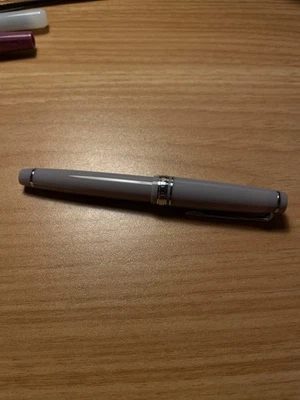 Pluma Estilográfica Sailor Pro Gear Slim Shikiori - Kamoshika (Serow Japonés) - 14k Me Foto 1 de 3