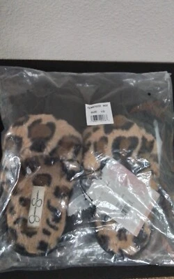 Zapatillas de casa Jessica Simpson de piel sintética grandes negras/leopardo Foto 1 de 4