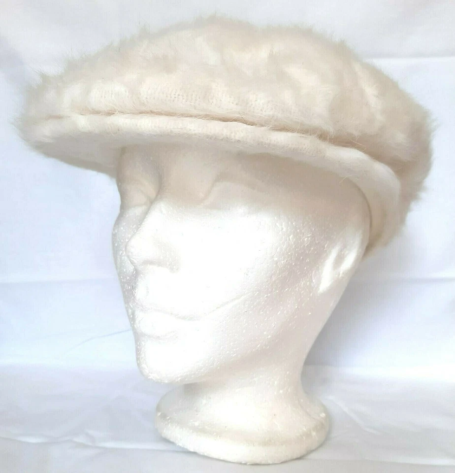 GORRA KANGOL FURGORA 504 ANGORA pequeña unisex   Foto 1 de 1