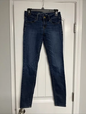 Pantalones de mezclilla AMERICAN EAGLE Jegging súper elásticos para mujer talla 4 regular lavado medio Foto 1 de 4