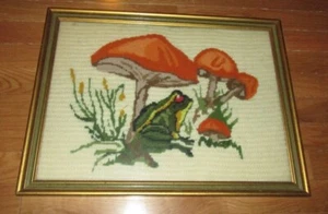 LATCH HOOK Vintage Mushrooms & Frog  Rug under Glass Wall Hanging 19 x 15" - Picture 1 of 12