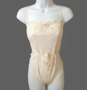 RARE VTG OLGA 1980s Sheer Teddy Sz M Peach Cream Lace Lingerie Coquette 1150 - Picture 1 of 12