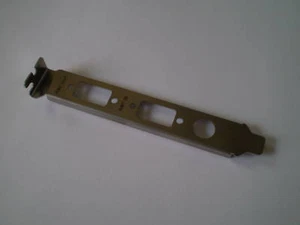 Slotblech 2x RMT DSub9 SubD9 + 1x BNC Bracket Slotblende leer - NEU - Afbeelding 1 van 1