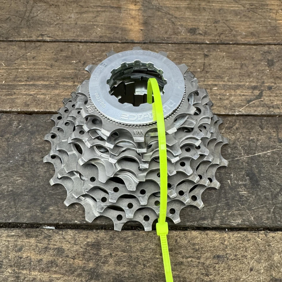 Vintage Shimano Dura-Ace CS-7700 Cassette 23t 9 Speed 12-23T Road Low Miles - Image 1 of 4