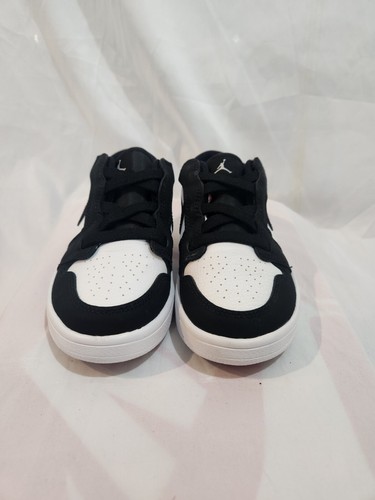 Jordan 1 ALT punta nera bassa BQ6066 116 11c