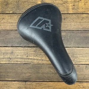 Mirra BMX Seat Mirra Signature Padded Loaf Mid School BMX 00s Flatland - Picture 1 of 15