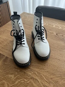 1460 LACKLEDER SCHNÜRSTIEFEL - Dr. Martens - Bild 1 von 2