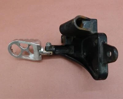 2000-2009 HARLEY-DAVIDSON FXSTSI Softail Springer Left Front Foot Rest Peg Step - Image 1 of 4