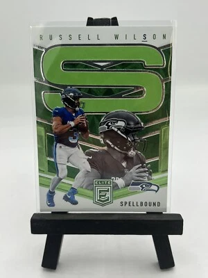2018 Donruss Elite Football Russell Wilson Spellbound Green S - Image 1 of 2