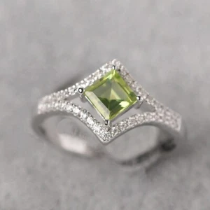 Natural Peridot Princess Cut Solitaire Women 925 Sterling Silver Ring - Picture 1 of 6