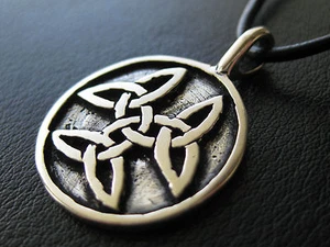 Keltischer Knoten 925'er Silber Kettenanhänger Amulett Keltenknoten / KA 838 - Picture 1 of 9