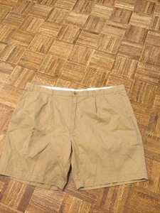 Roundtree & Yorke Khaki Plissee Shorts, Größe 50!  - Bild 1 von 6