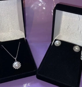 ¡NUEVO! CONJUNTO DE COLLAR Y PENDIENTES HALO DE PERLAS Y DIAMANTES EFFY/CAJAS DE REGALO DE TERCIOPELO/¡REBAJADO! - Imagen 1 de 9