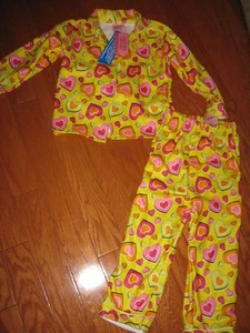 Toddler's/Children Girls Yellow PJ's w/multi-color hearts. CARTER'S Size 3T. - Picture 1 of 3