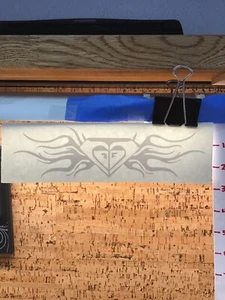 Roxy Quiksilver Corazón Llamas Tribal - Blanco - Vinilo Calcomanía Adhesiva - Y7-2-476 - Imagen 1 de 2