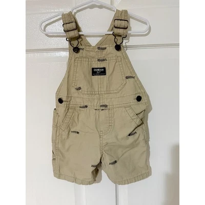 Mono corto OshKosh Boys 12M estampado de huesos de pez tostado aspecto vintage Vestbak Foto 1 de 4