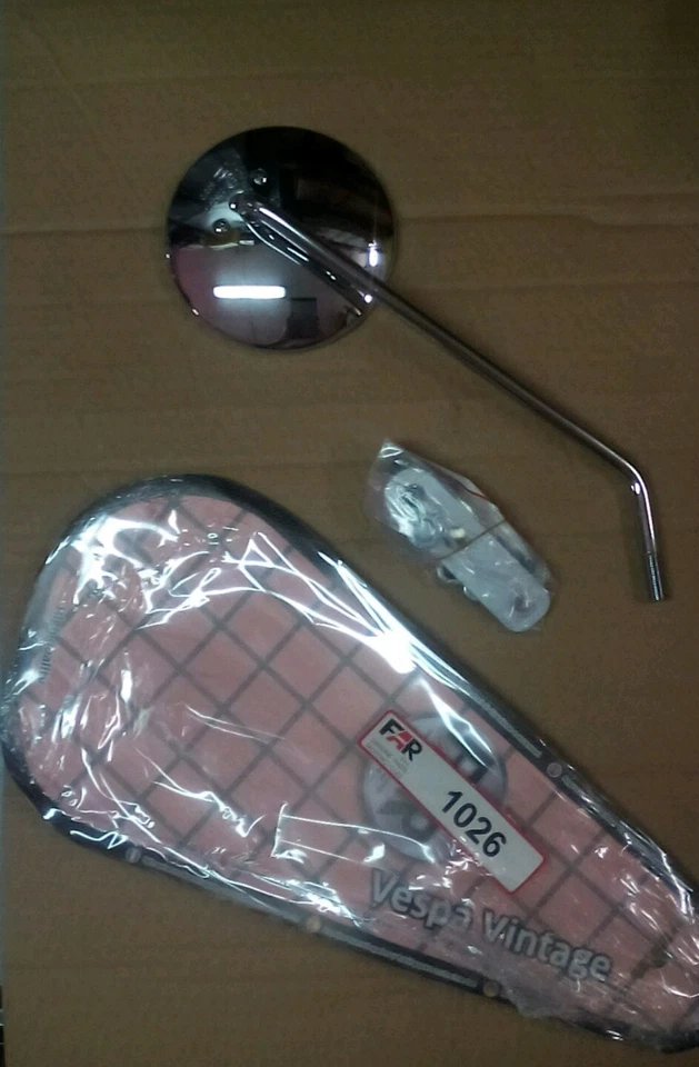 1026 Specchio Destro Far Universale Vespa Con Staffa  - Immagine 1 di 1