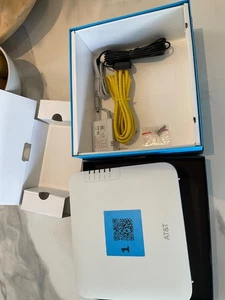 AT&T 4G LTE Cell Booster Nokia Model SS2FII Femtocell Microcell Multi-band SOHO - Photo 1 sur 5