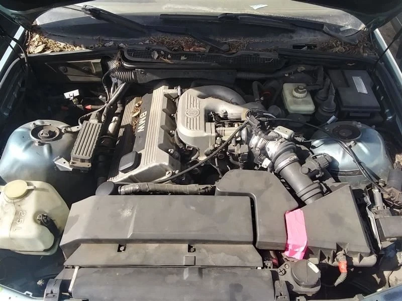 Automatic Transmission Fits 97-99 BMW 318i 25006255 — 第 1/4 张图片