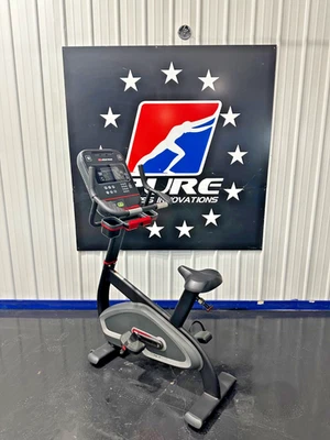 Star Trac | Bicicleta vertical 8 Series 8UB Foto 1 de 4