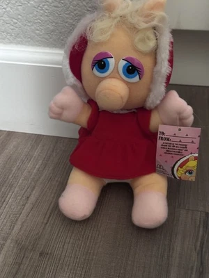 Nuevo con etiquetas Vestido de Navidad Jim Henson Muppet Baby Miss Piggy 11” McDonald’s Peluche 1988 Foto 1 de 4