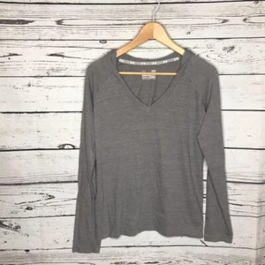 Under Armour Shirt Womens Large Pullover Hoodie Light HeatGear Gray Long Sleeve - Picture 1 of 7