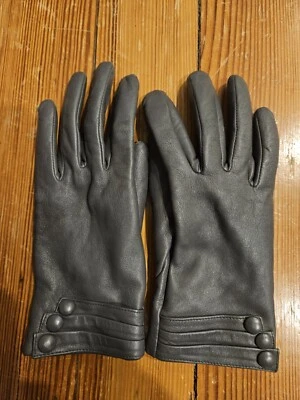 Vintage Genuine Leather Gloves | Fur-Lined | Size 7.5 | Color Gray | EUC! - Image 1 of 4
