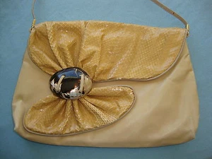 Bolso de hombro vintage con cierre de carcasa de mar, Meyers - Imagen 1 de 11