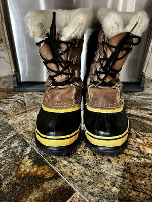 Женские сапоги Sorel Caribou (размер 6) - Изображение 1 из 3