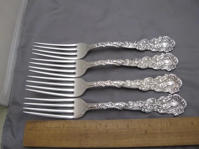 CONJUNTO DE 4 garfos de jantar Gorham VERSAILLES (1888) - 7 3/4 polegadas - mono C - Imagem 1 de 4