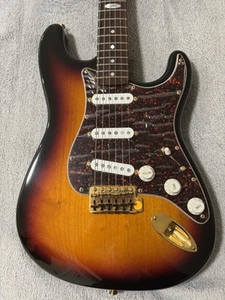 Fender Stratocaster - Picture 1 of 14
