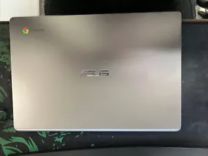 ASUS-Chromebook Silver- 11.6in- Intel Celeron/ Open Box but Never used. - Picture 1 of 3