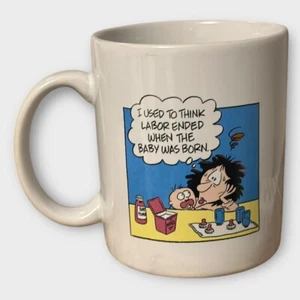 Taza de café de colección divertida Baby Blues ilustrada cómic nueva mamá trabajo de Hallmark - Imagen 1 de 6