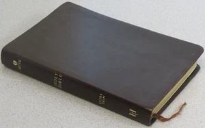 HCSB Holy Bible - Ultra Thin - Holman 2010 - Brown Simulated Leather - Nice! - Bild 1 von 11
