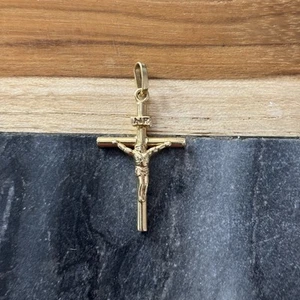 Jesus Christ cross pendant in 14k yellow gold (1.6 grams) - Picture 1 of 4