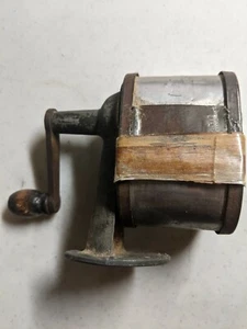 Vintage Manual Pencil Sharpener - Picture 1 of 10