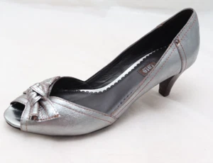 Rafe New York donna EU 39,5 US 7,5 argento in pelle tacco a punta aperta fiocco - Foto 1 di 12
