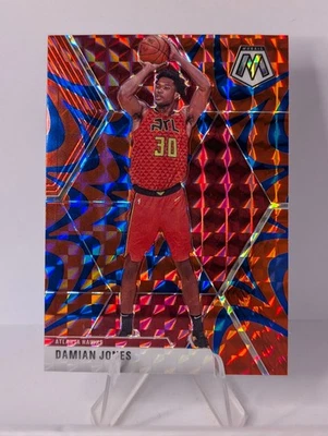 2019-20 Panini Mosaic Damian Jones #34 Reactive Blue Atlanta Hawks - Image 1 of 2