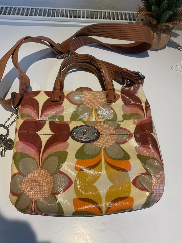 VINTAGE FOSSIL CROSS BODY KEY-PER BAG FABULOUS FUNKY DESIGN - Image 1 of 4