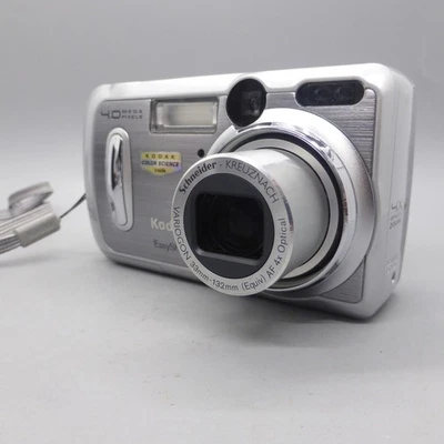 Kodak Digital Camera EasyShare DX6440 4.0MP Silver English Language - Image 1 of 4