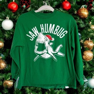 T-shirt ragazzo quinto sole taglia S mascella Humbug squalo Babbo Natale cappello verde rosso bianco manica lunga - Foto 1 di 6