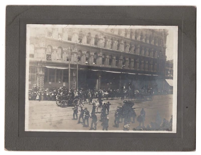 Большой антикварный шкаф фото город парад площадь правительства Цинциннати Огайо c1890 - Изображение 1 из 2