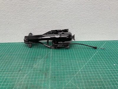 13-18 沃尔沃 S60 V60 后方右乘客门把手黑色原始设备制造商 — 第 1/4 张图片